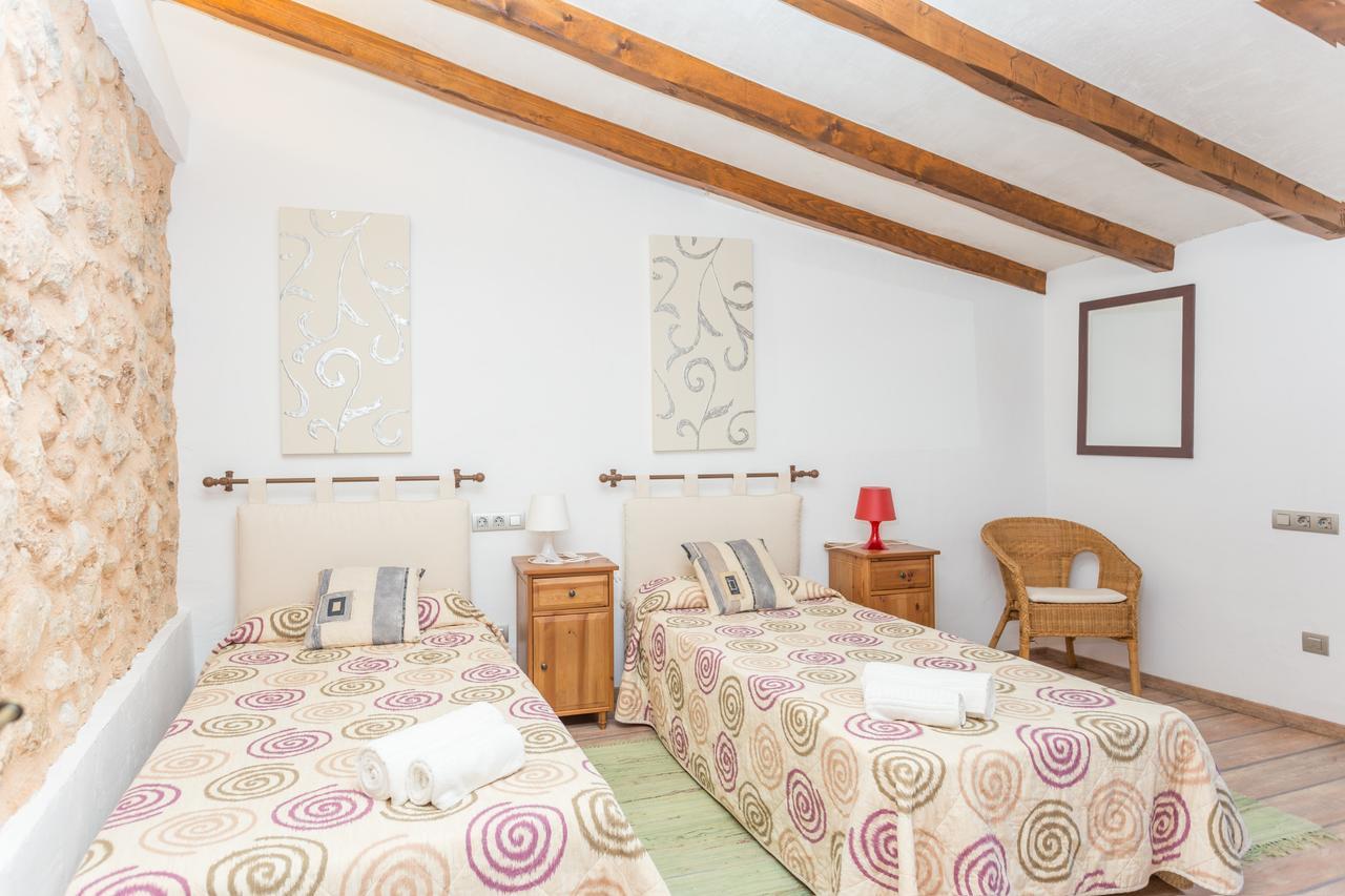 Holiday home Sort Pou Vell *