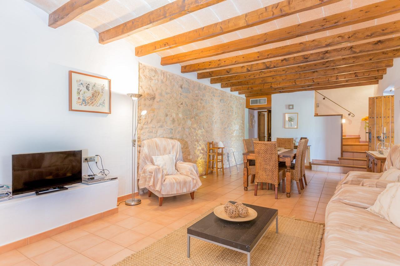 Sort Pou Vell Holiday home Buger